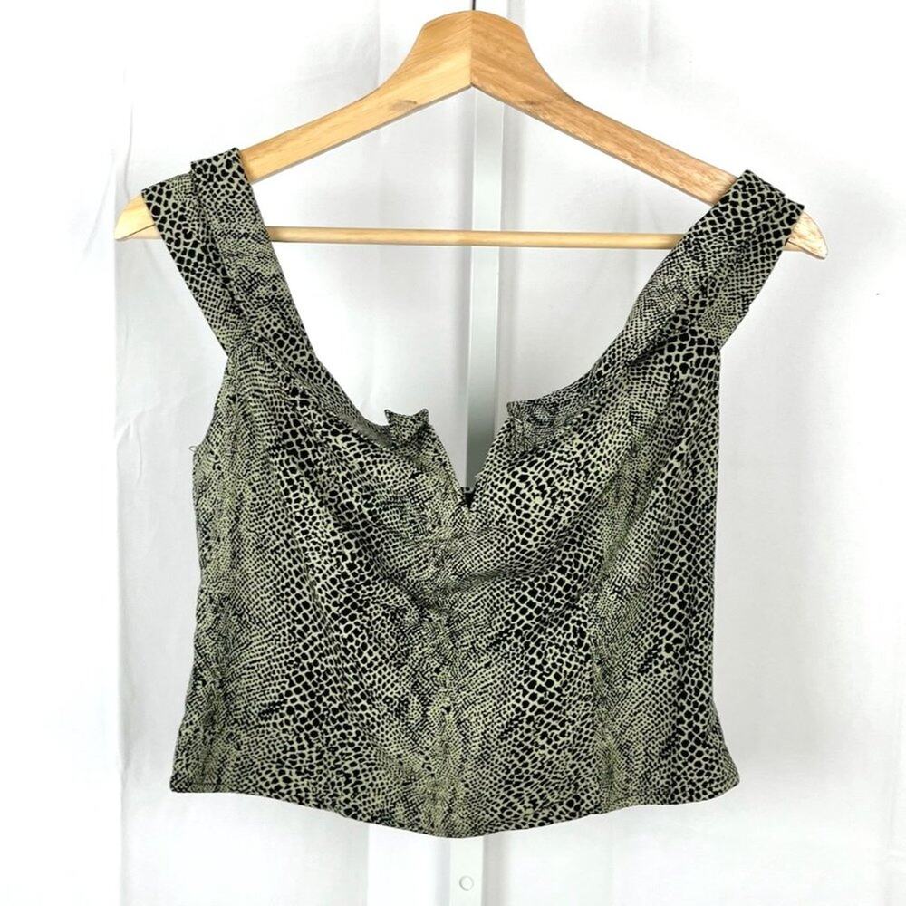 NWT Free People Size S Off Shoulder Snake Print Crop Top Green